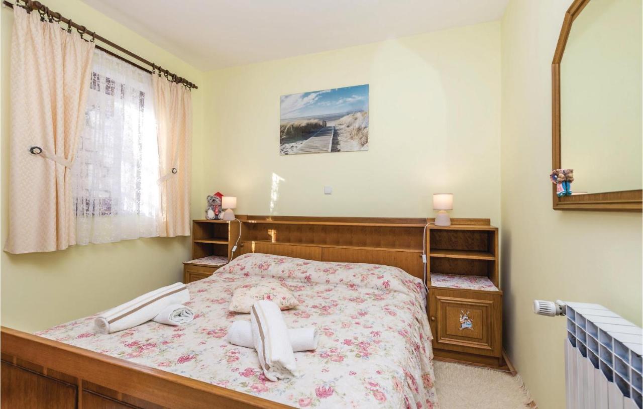 Cozy Apartment In Lovran With Kitchen Kültér fotó